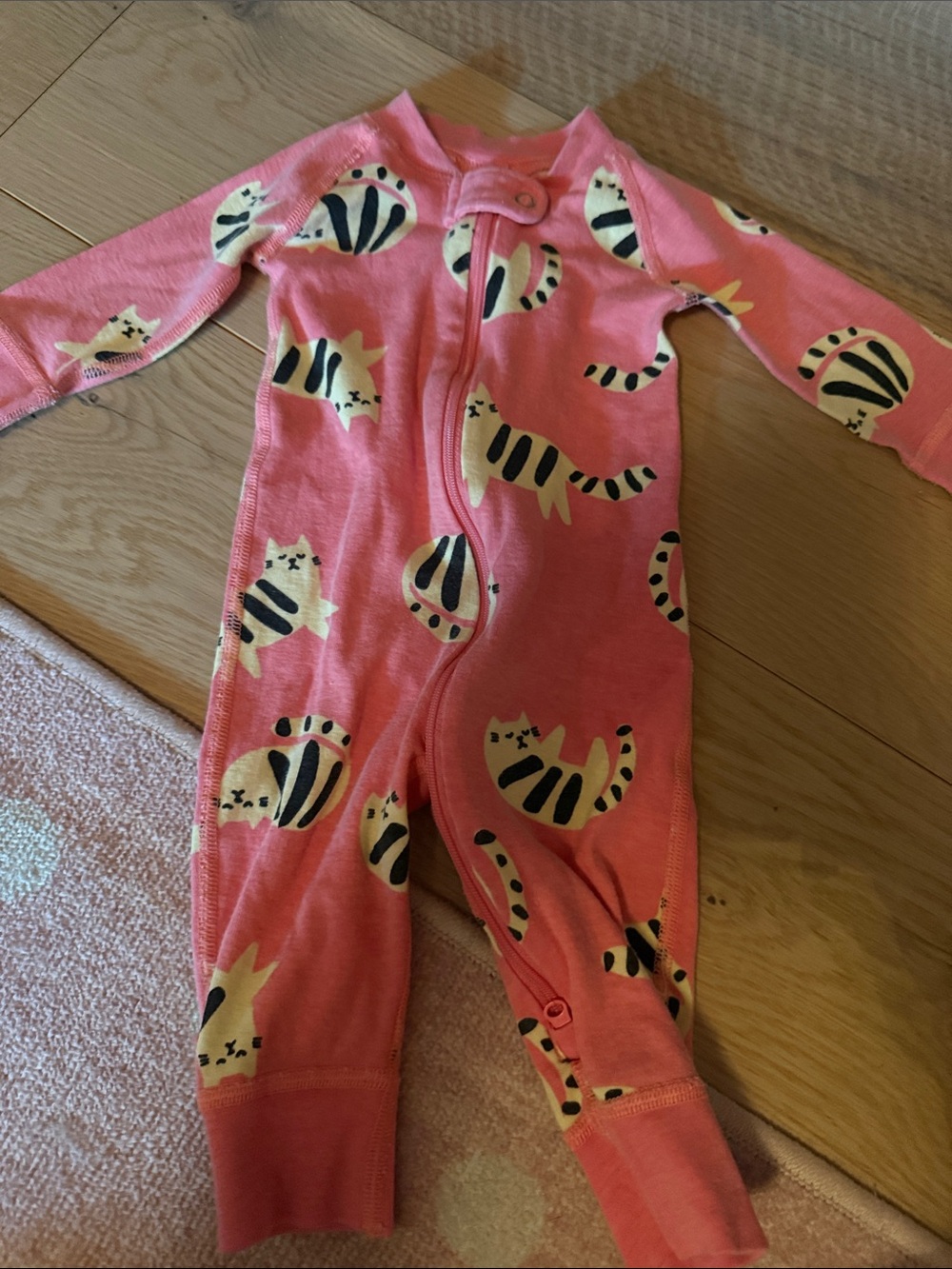 Hanna Andersson Pink and Green Animal-Print Pajama Bundle and pink flamingo swim - Picture 2 of 8